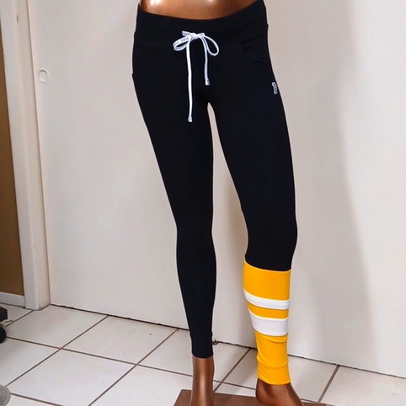 PINK Victoria's Secret Pants - PINK Victoria's Secret Yoga Leggings